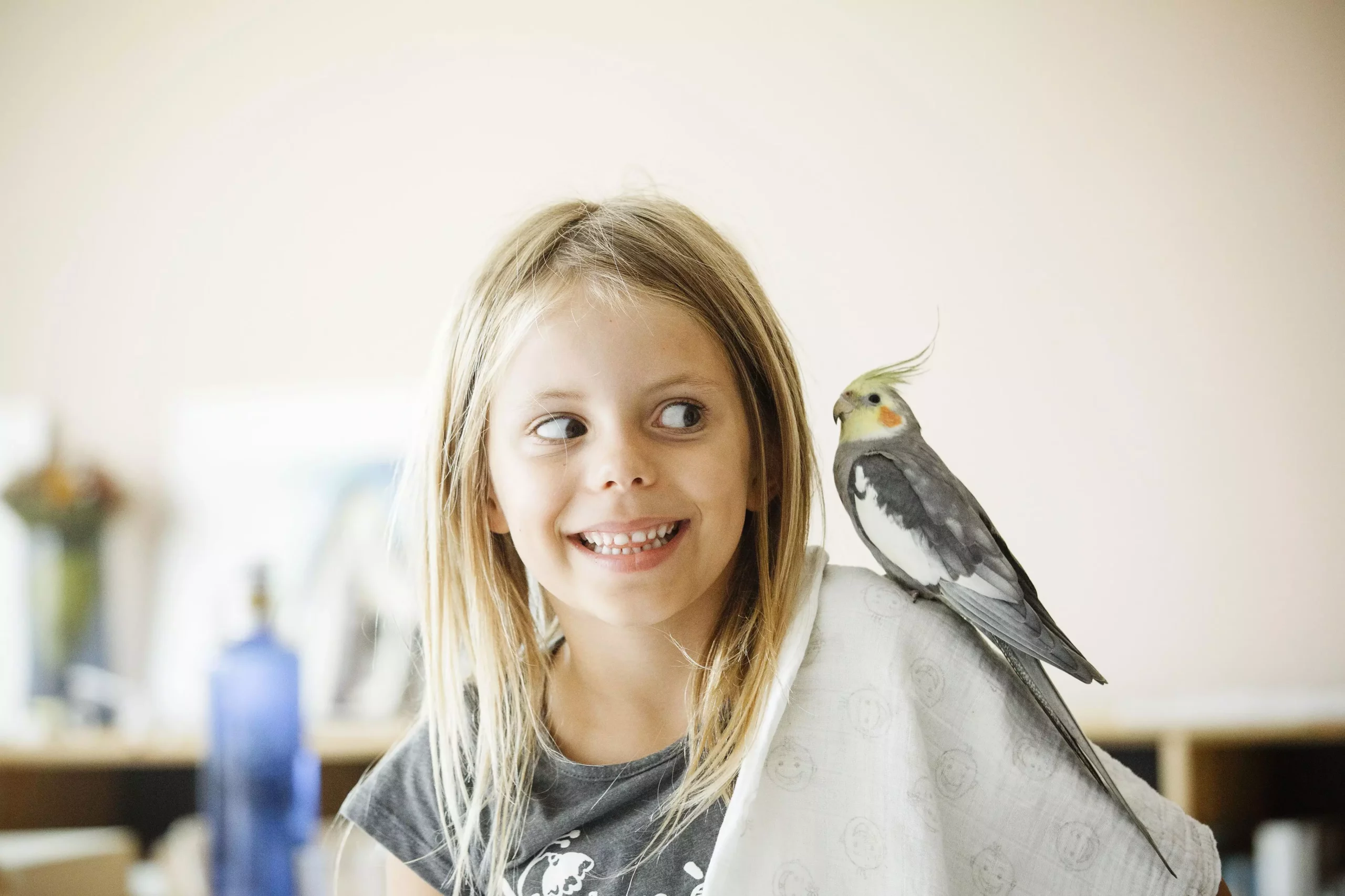 Choosing the Right Feathered Friends for Children: A Guide to Pet Birds